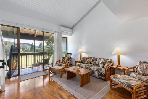 Tropical Getaway perfect for families - Tap to explore photos