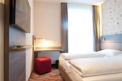 1 queen bed