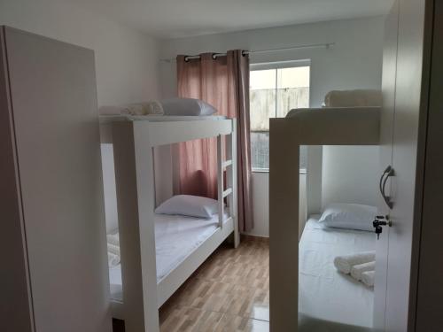 1 bunk bed