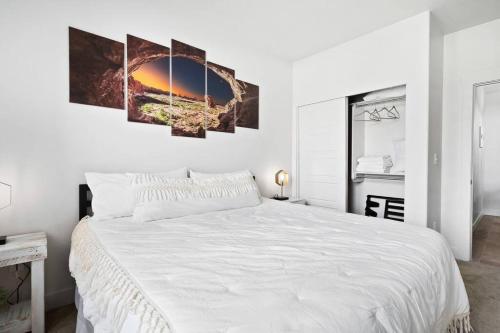 Bee Chic in SoJo w/hot tub+gym+local ski slopes detail