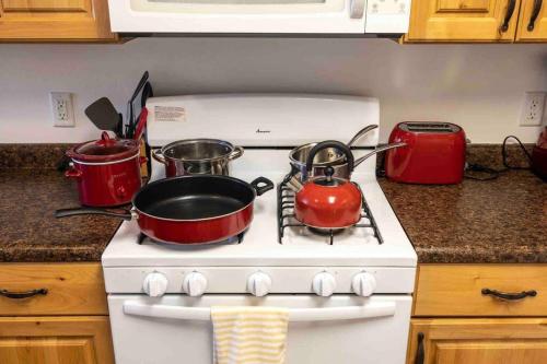 Maple Canyon~waffles~kitchen~wash+dry in สปริงซิตี้ (ยูท่าห์)