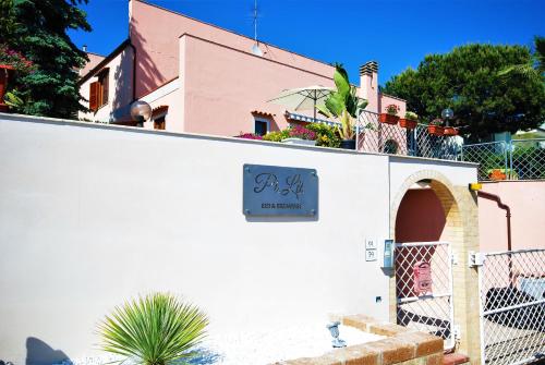 Pi.Lù. Bed and breakfast, Borgo