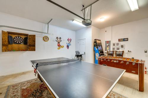 Stunning Home in Gated Resort 2 Mi to Disney World - image 10