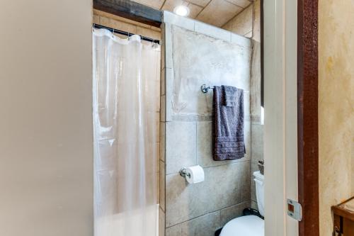 Hide Away Guest House in Azle, USA