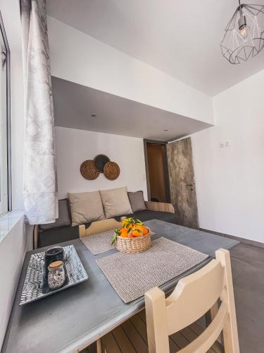 Joanna Apartments 4