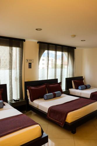 hotel medellin gold – Medellin, VT