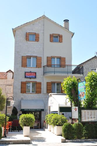 Hotel Trogir - image 2