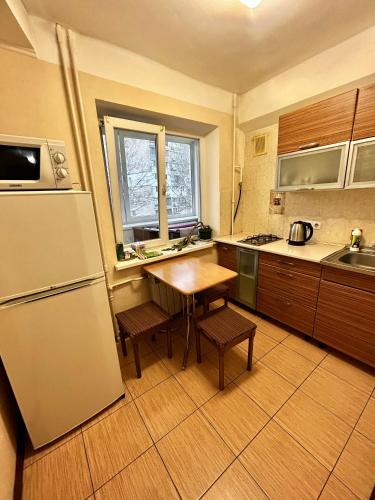 Apartment near train station and close to city center - image 3