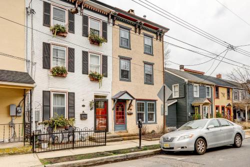 Charming Brooke House with Patio - In Town!