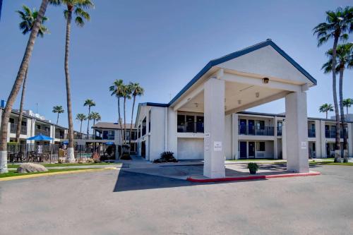Studio 6-Tucson, AZ - Irvington Road, Tucson