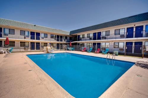 Motel 6-Douglas, AZ