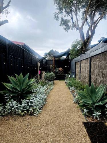 Cape Colonnades alleyway