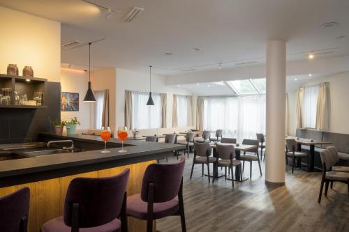 AWA Hotel - image 7