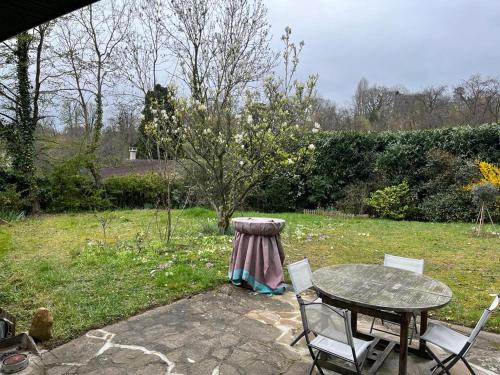 Garden, Villa Architecte - La Celle saint cloud in Bougival