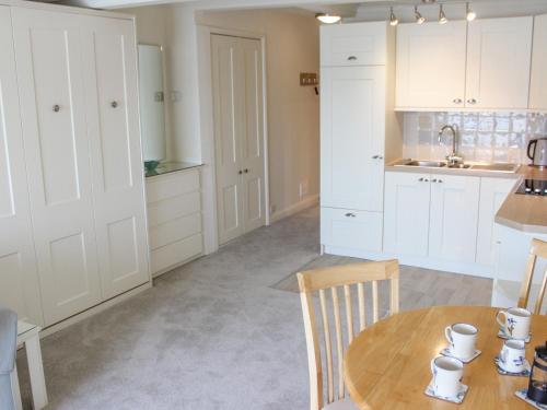 34 The Salcombe - image 7