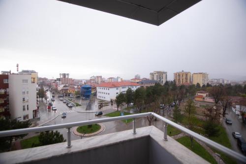 Sky View Hotel in Korce