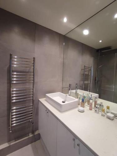 Air conditioning Paris central stylish apartment, París (foto 10)