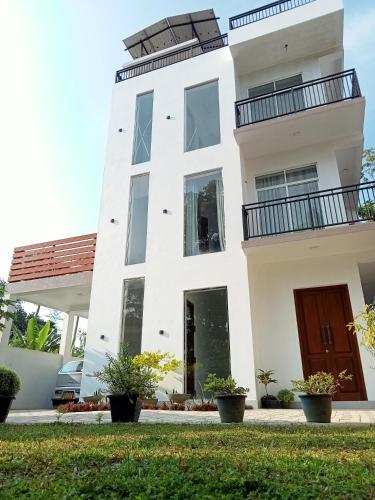 Nilwala Gate wetland Stay