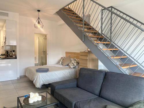 Love Rent4 Málaga loft (Love Rent4 Malaga loft) in Carretera de Cadiz
