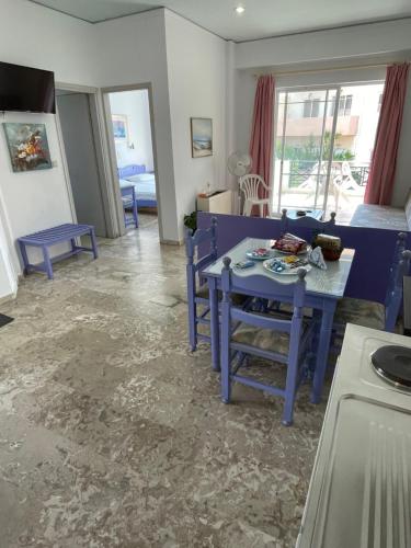 Doreen Suites in Kalamaki