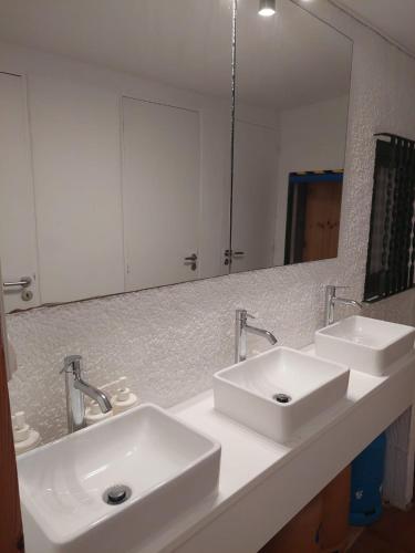 Baño, Beach House São Pedro (Beach House Sao Pedro) in Cascaes