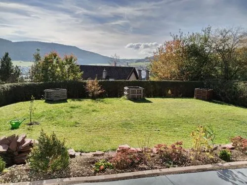 FeWo mit tollem Ausblick auf der Schwäbischen Alb. in Wehingen, Deutschland