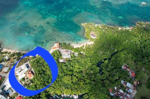 Relax in front of beach! 3 bd condo with rooftop! in Rio San Juan