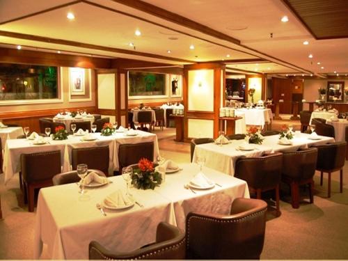 Continental Porto Alegre by Samba - 레스토랑
