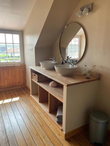 Vannas istaba, La Villa L'Escale - B&B vue mer à Audresselles (La Villa L'Escale - B&B vue mer a Audresselles) in Audresselles
