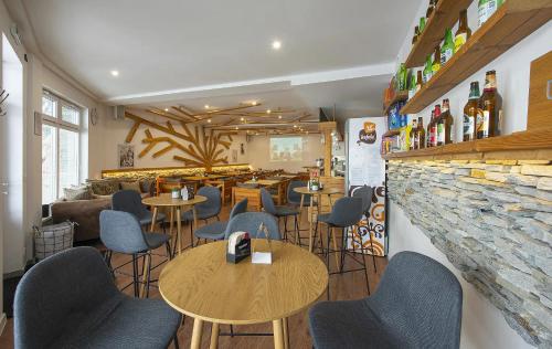 Aparthotel Belveder - image 8