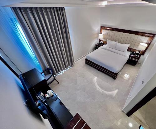 Double Room image 2