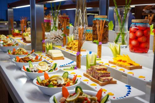 Julian Marmaris - image 13
