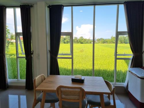 B&B Jogjakarta - Giori Rice Field View - Bed and Breakfast Jogjakarta