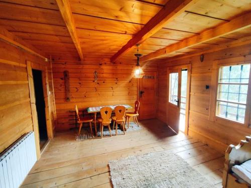 Stanleyowka klimatyczny domek w Gorcach in 洛普茲什納