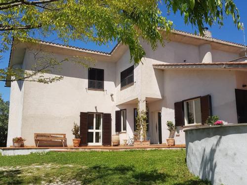  Belvilla by OYO Villa Roma Sabina in Collevecchio
