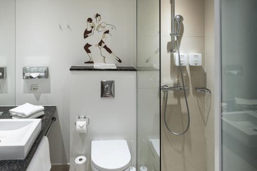 449959060 Tivoli Hotel