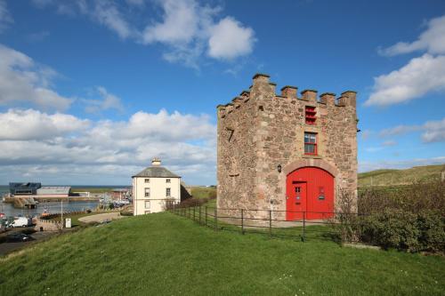 Nisbet's Tower in Eyemouth