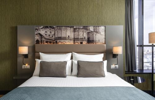 Golden Tulip Victoria Bucharest - image 4