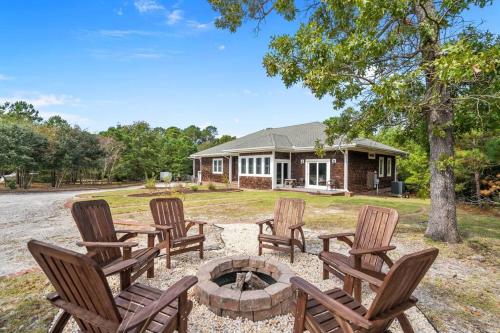 Grand Home on 10 Acres in Surf City w/Private Pond!