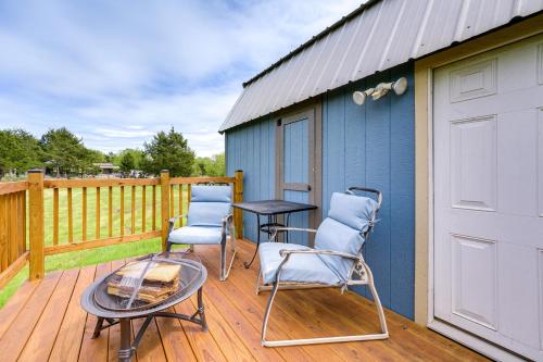 Peaceful Cabin Near Lake Texoma with Fire Pit! in Willow Spring, USA