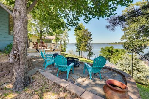 Jefferson Vacation Rental on Lake O the Pines!