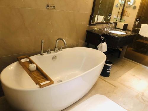 Urban Island Hotel Shanghai in Jiading