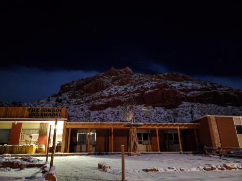 The Cowboy Bunkhouse Hostel - image 14