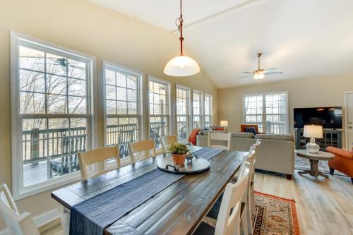 Stunning Rabun Gap Home with Deck and Mountain Views! in Rabun Gap, USA