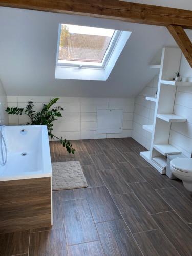 Bathroom, Lieblingsplatz an der Lahn in Weilburg