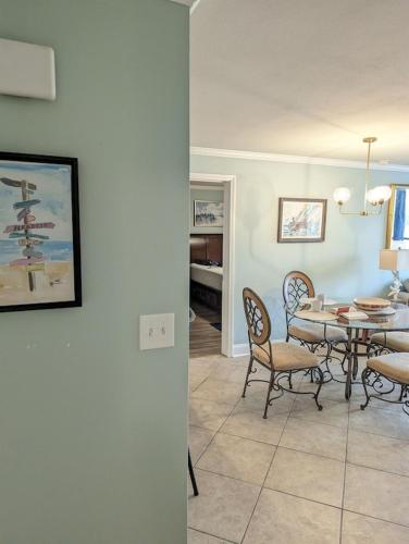 Biloxi Beach Condo-B