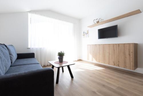 Superior One-Bedroom Apartment with Balcony