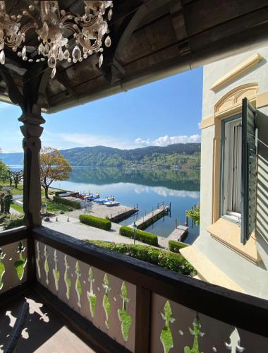 Double Room with Balcony and Lake View