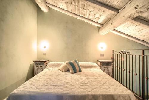  Casa Sale con AC e wifi in borgo ligure in Borgomaro