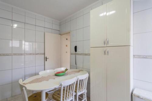 Apartment image 3